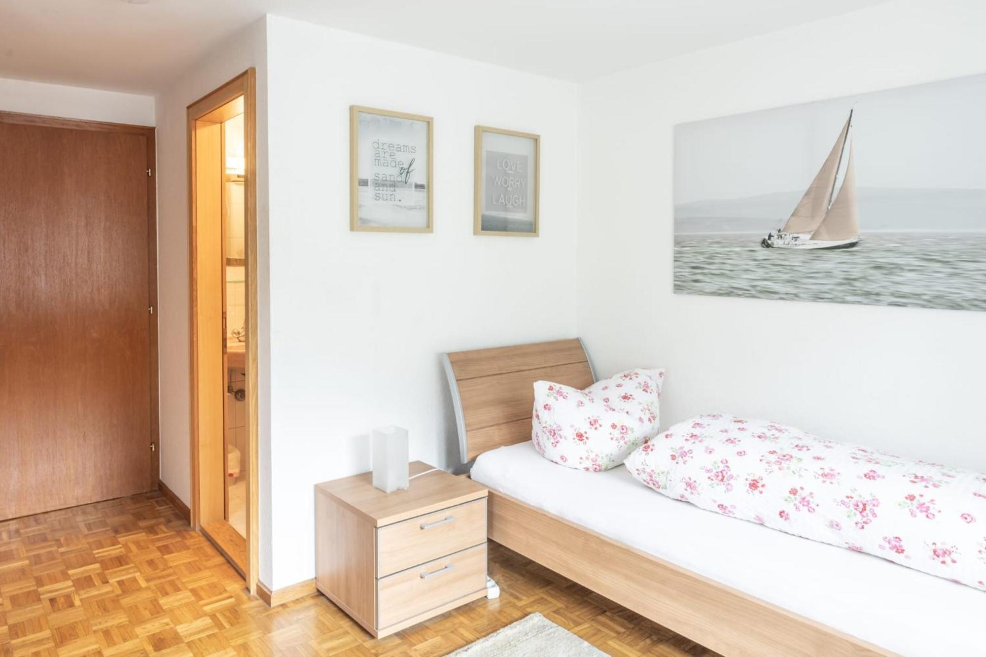 Pension Stein Göfis Habitación foto
