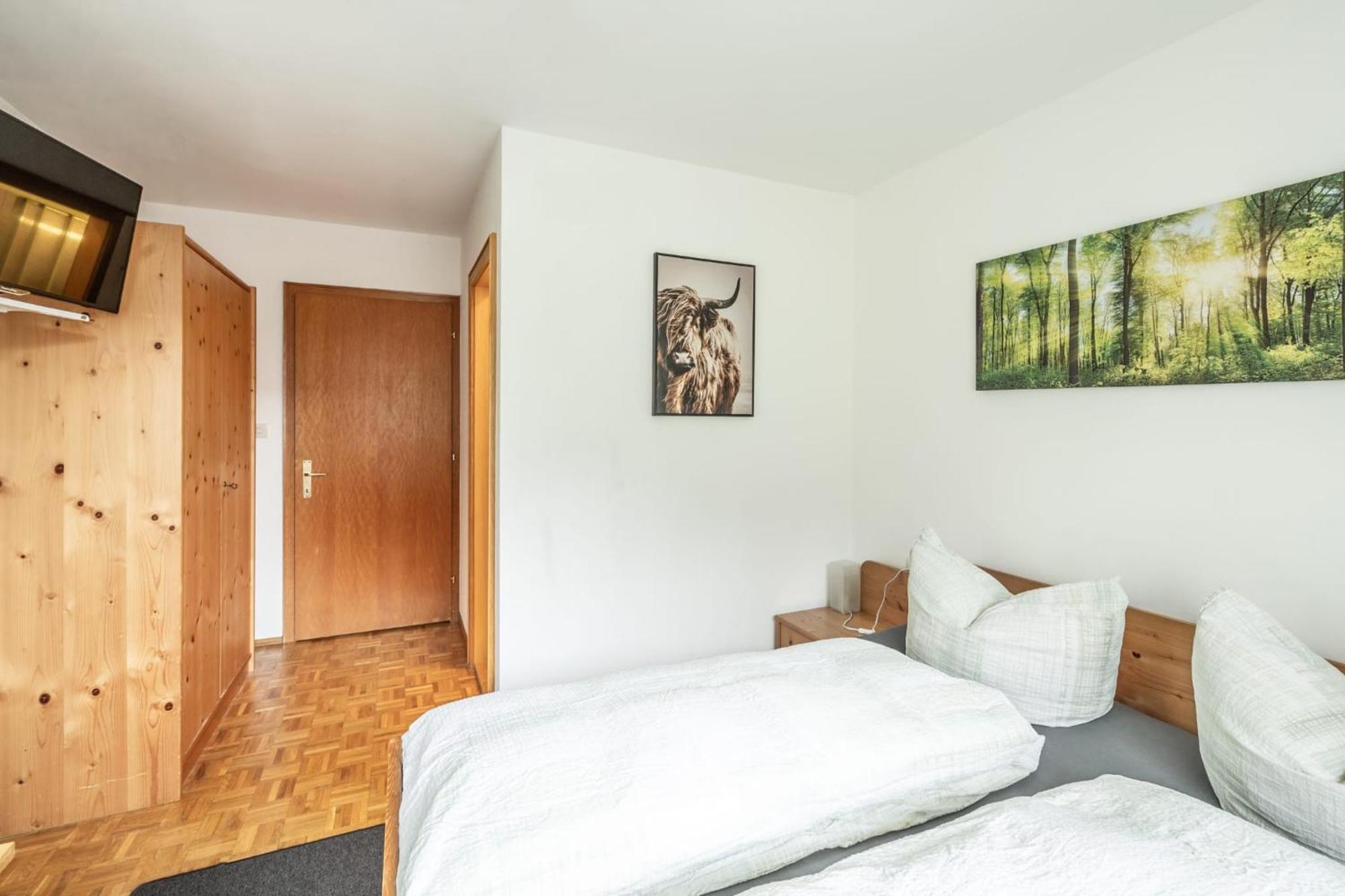 Pension Stein Göfis Habitación foto